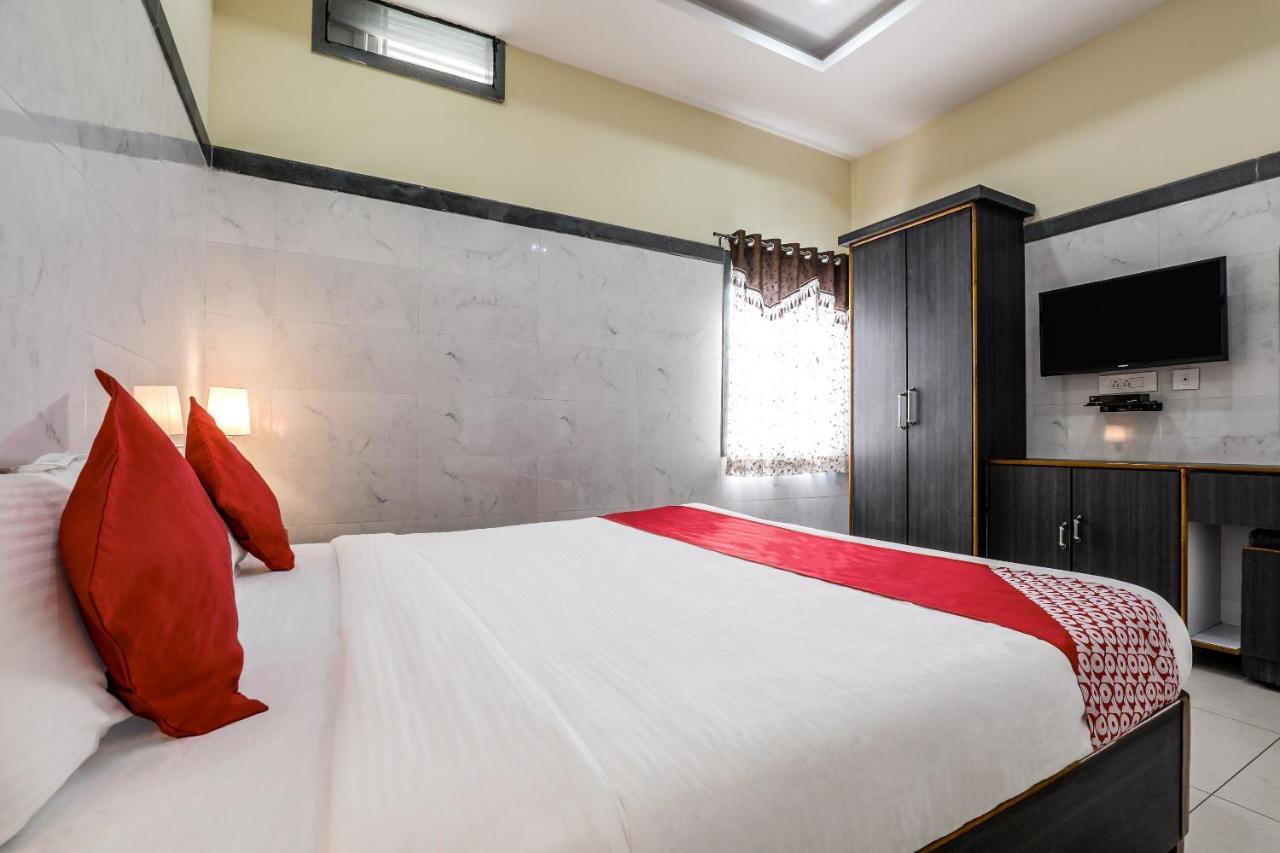 Hotel Src Grand Vijayawada Luaran gambar