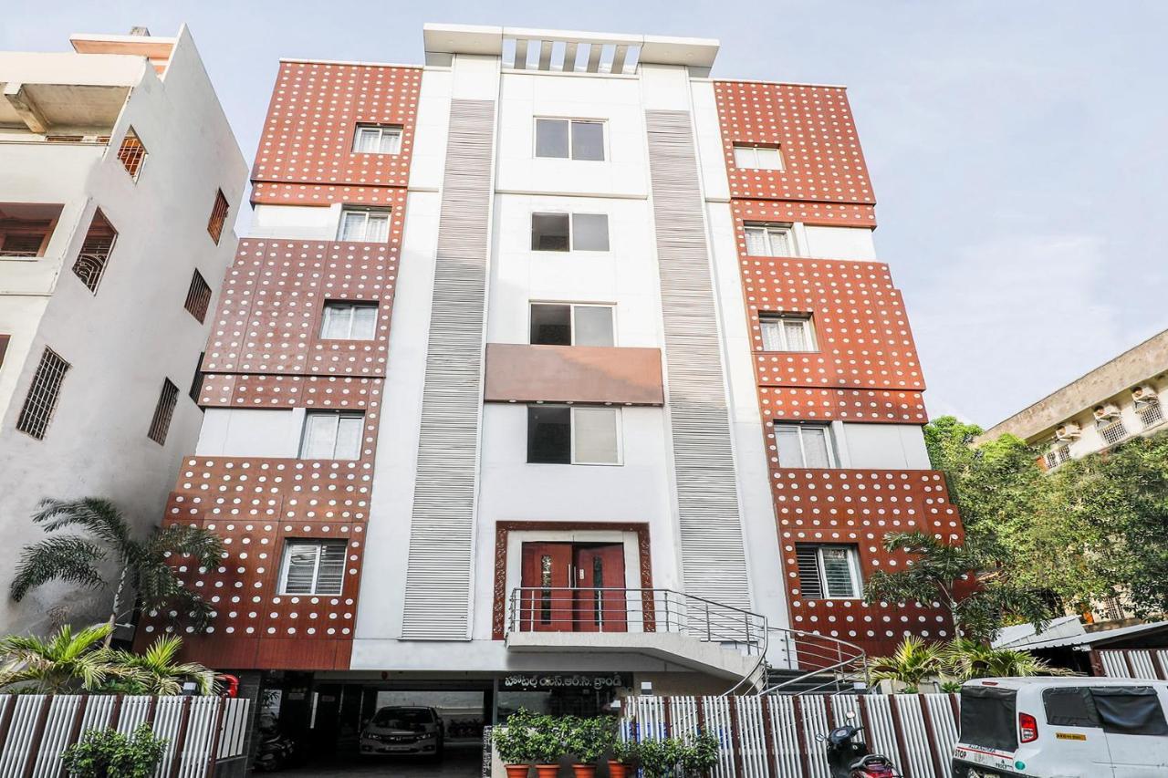 Hotel Src Grand Vijayawada Luaran gambar